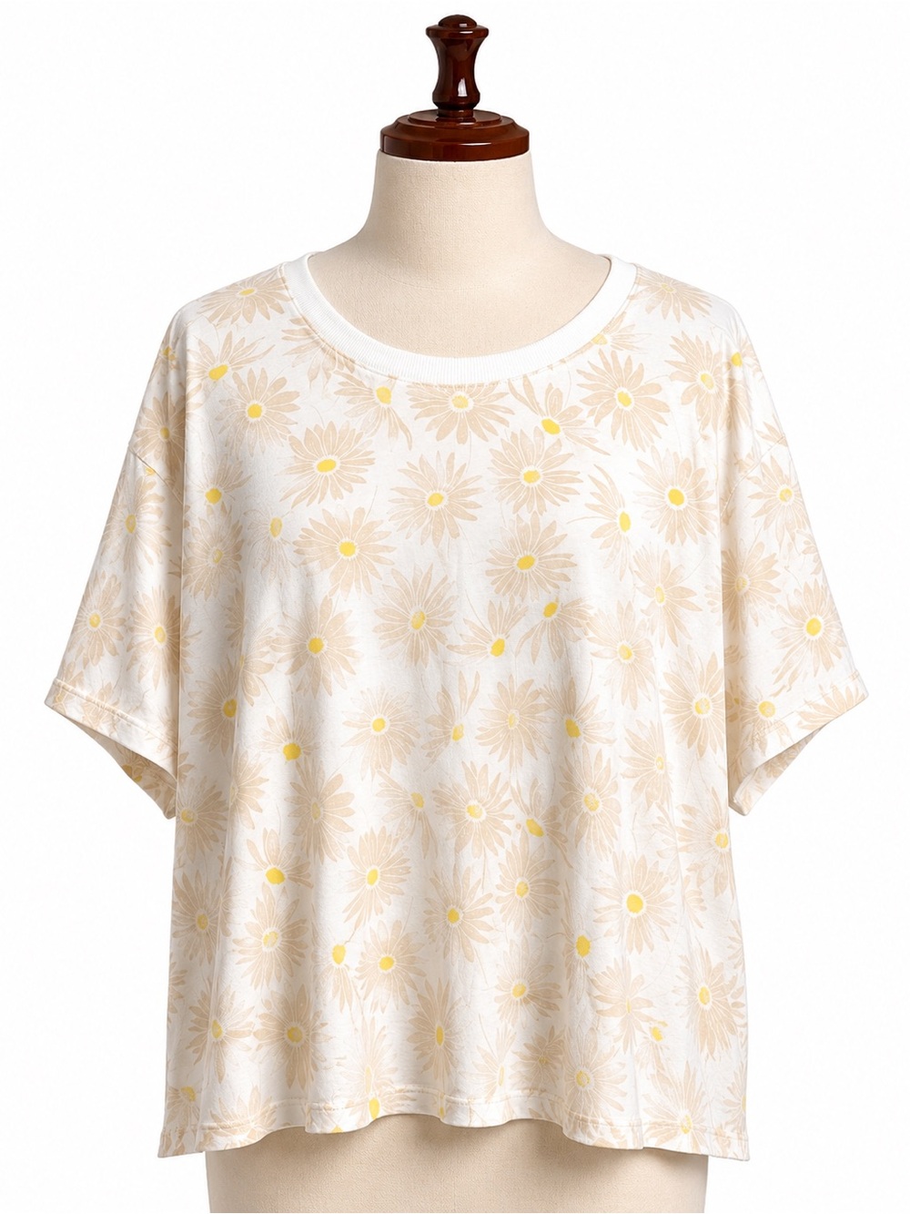 torrid White Floral Daisy Short Sleeve Tee